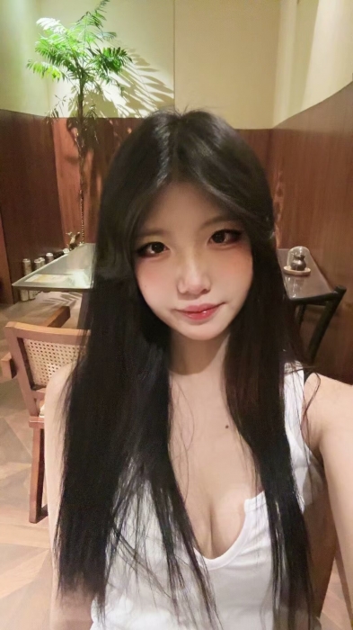 【嗯嗯】的相册